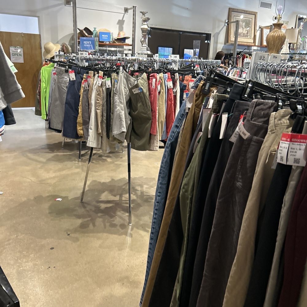 Goodwill Central Texas - Westbank - Thrift Stores Near Me - Austin, Texas Goodwill Central Texas - Westbank - Thrift Stores Near Me - Austin, Texas