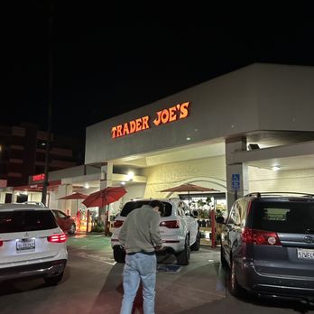 Trader Joe's - Grocery Near Me - Sherman Oaks, California