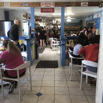 Splash Cafe - Very crowded - American Near Me - Pismo Beach, California