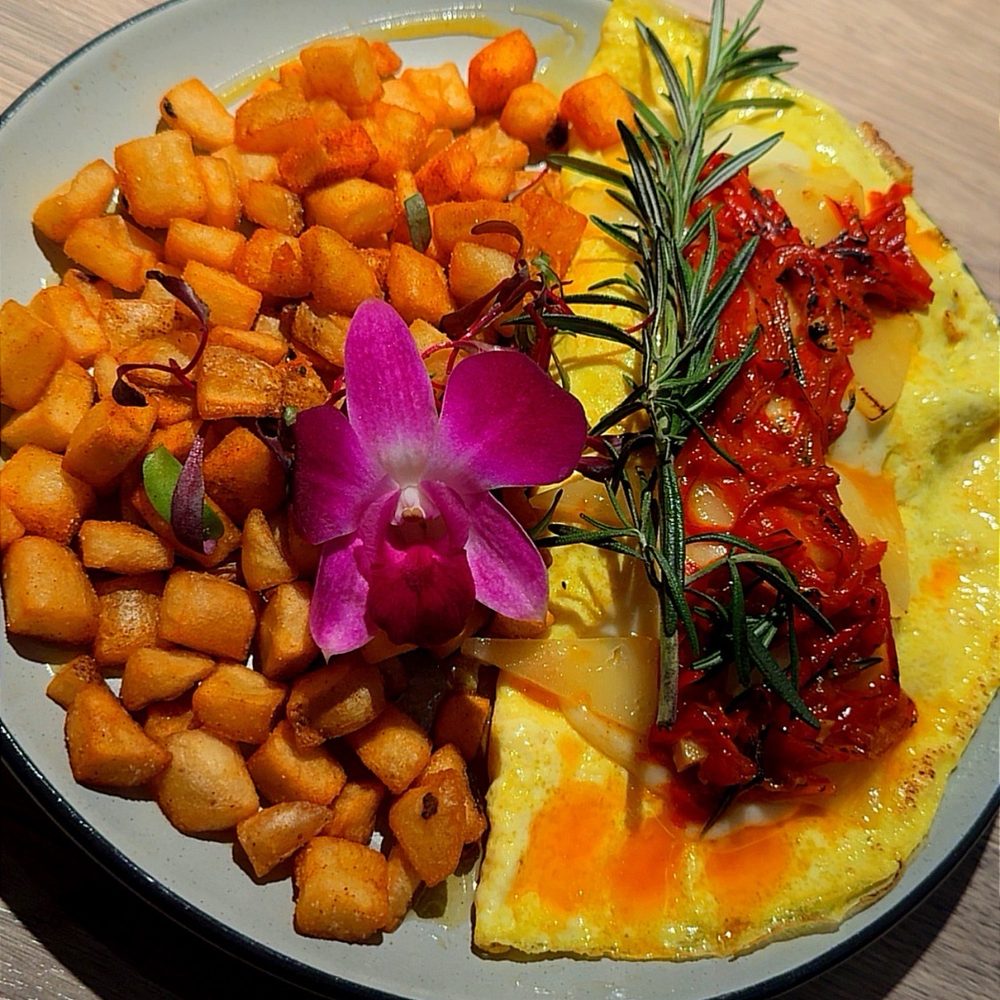 Bistrology - Omelet sancho - Coffee & Tea Near Me - Lafayette, Louisiana