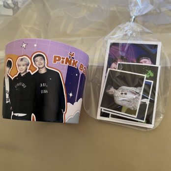Pink Box Ala Moana - Cup sleeve and gift - Mobile Phone Accessories Near Me - Honolulu, Hawaii