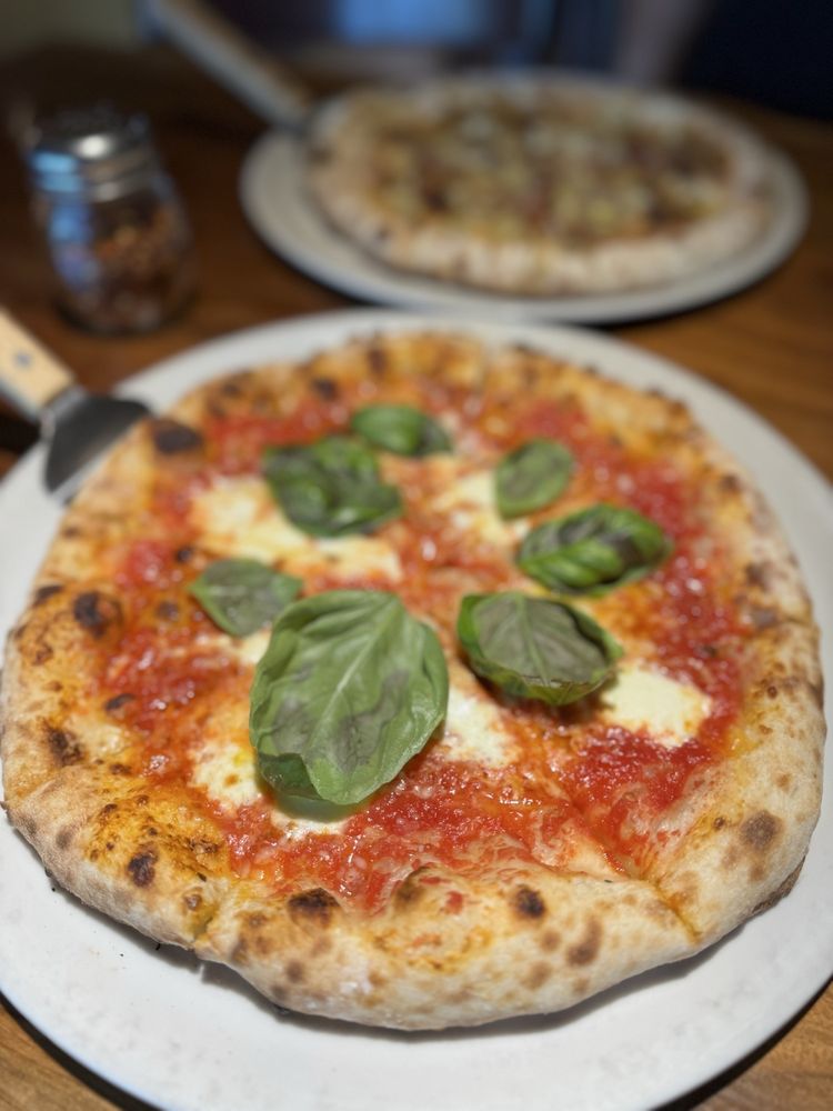 Maggie's Farm Wood-Fired Pizza