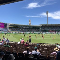 Sydney Cricket Ground & Sydney Football Stadium - Lunch at the cricket