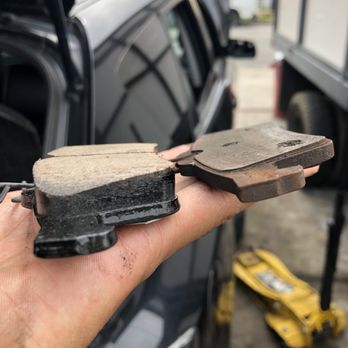 Chubby's Automotive - Difference in worn, razor-thin brake pads to new brake pads. - Auto Repair Near Me - Sylmar, California Chubby's Automotive - Difference in worn, razor-thin brake pads to new brake pads. - Auto Repair Near Me - Sylmar, California