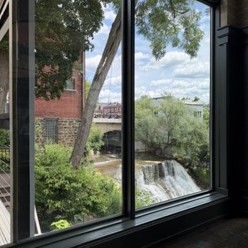 17 River Grille - Main floor inside, window seat - American Near Me - Chagrin Falls, Ohio