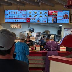 Freddy's Frozen Custard & Steakburgers - Order area