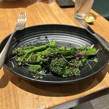 Goodall's Kitchen - Charred broccoli - New American Near Me - Austin, Texas Goodall's Kitchen - Charred broccoli - New American Near Me - Austin, Texas