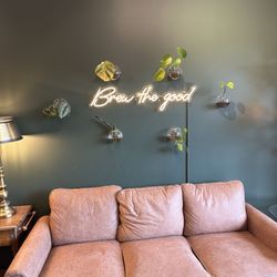 Bloom & Berry Coffee House - Sitting area by entrance