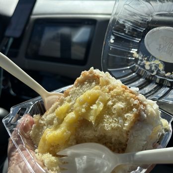 Sweet Red Peach - Pineapple Coconut Cake - Bakeries Near Me - Menifee, California Sweet Red Peach - Pineapple Coconut Cake - Bakeries Near Me - Menifee, California