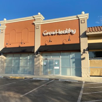 GrowHealthy - Ocala - View from the parking lot. - Cannabis Clinics Near Me - Ocala, Florida