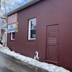 RT 40 Deli - Side