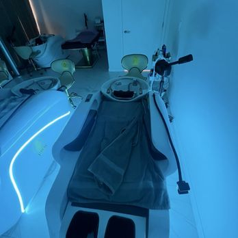 Athena Nails & Head Spa - Massage bed used - Nail Salons Near Me - Sacramento, California