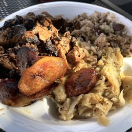 Chicken jerk combo ($9) Chicken jerk combo ($9)