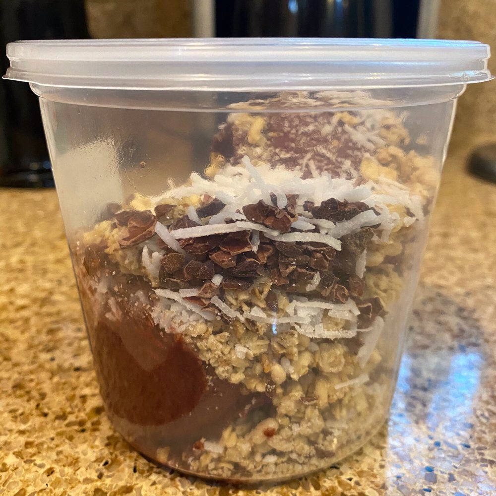 Acai bar  - Different side view of 8 oz bowl. Same empty space. - Acai Bowls Near Me - Pasadena, California