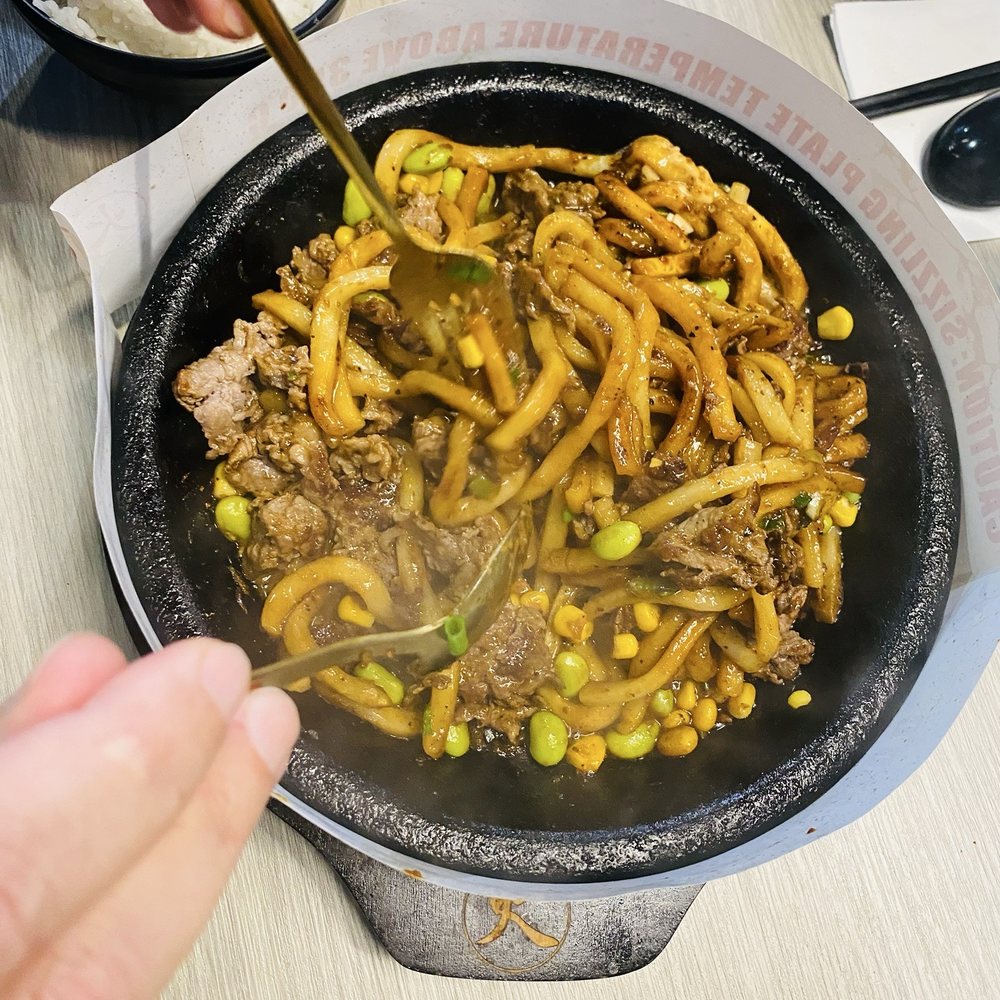Sizzling Pepper beef w/ udon option. Delicious!! Sizzling Pepper beef w/ udon option. Delicious!!