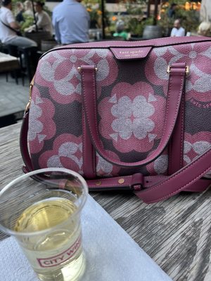 kate spade new york, 610 5th Ave, Spc C, New York, NY 10020, US