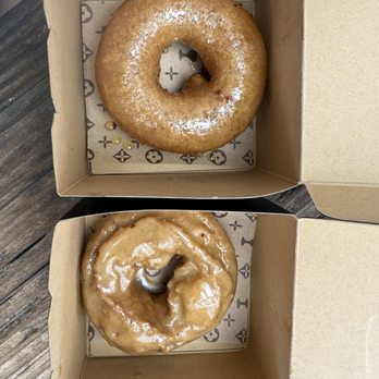 Holey Grail Donuts - Honey glazed and original sin - Vegan Near Me - Hanalei, Hawaii Holey Grail Donuts - Honey glazed and original sin - Vegan Near Me - Hanalei, Hawaii