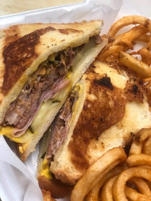 Chrissy's Cravings by null