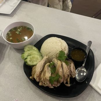 Kruang Tedd - Thai Near Me - Los Angeles, California