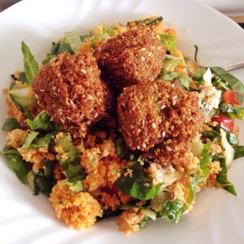 Boussi Falafel - Couscousbox (auf'm Teller) - Falafel Near Me - Hamburg, HH Boussi Falafel - Couscousbox (auf'm Teller) - Falafel Near Me - Hamburg, HH
