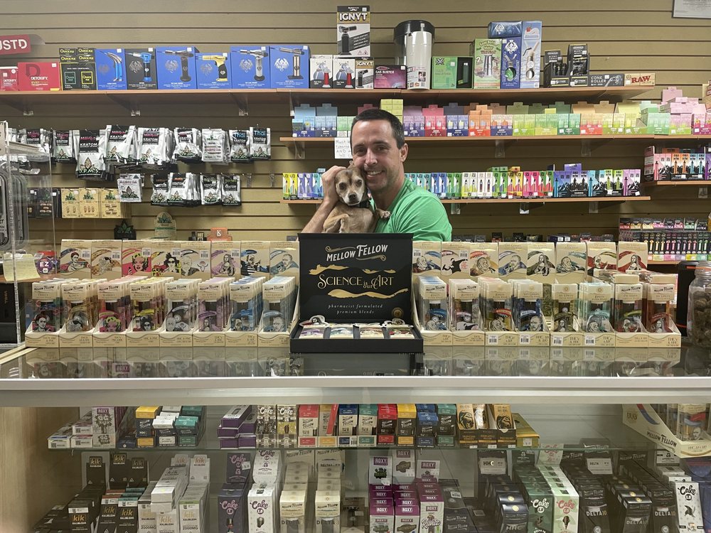 FROSKI’S SMOKE SHOPPE Updated October 2024 3251 West new Haven Ave