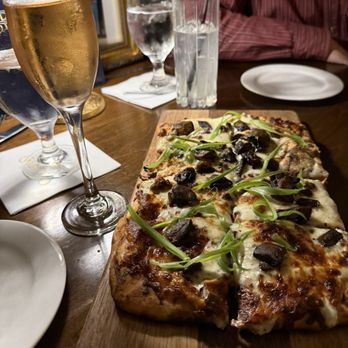The Wine Grotto - Mushroom flatbread with ground waygu - Wine Bars Near Me - Plymouth, Michigan The Wine Grotto - Mushroom flatbread with ground waygu - Wine Bars Near Me - Plymouth, Michigan
