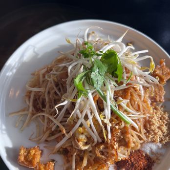 Lahn Pad Thai - Pad Thai Tofu - Thai Near Me - Anchorage, Alaska Lahn Pad Thai - Pad Thai Tofu - Thai Near Me - Anchorage, Alaska
