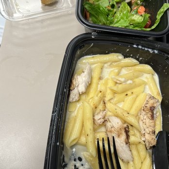 Carrabba's Italian Grill - Grilled chicken pasta and salad - Italian Near Me - Pensacola, Florida Carrabba's Italian Grill - Grilled chicken pasta and salad - Italian Near Me - Pensacola, Florida