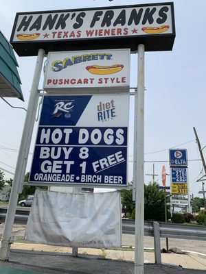 Hank's Franks by null