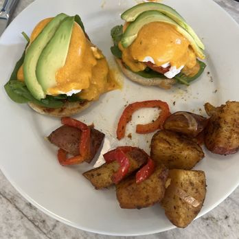 Immigrant Son Caffe - Auntie Anne's Benedict - Breakfast & Brunch Near Me - Oxnard, California