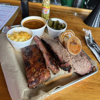 Southern Soul Barbeque - 1/2 Slab Of Ribs Beef Brisket Mac & Cheese Brunswick Stew Collard Greens - Barbeque Near Me - Saint Simons Island, Georgia Southern Soul Barbeque - 1/2 Slab Of Ribs Beef Brisket Mac & Cheese Brunswick Stew Collard Greens - Barbeque Near Me - Saint Simons Island, Georgia