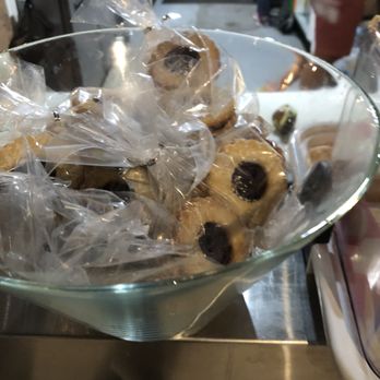 VeneBites - Ok - they told me the name of these cookies & the English translation is all I remember: Queen Butter - Venezuelan Near Me - Tallahassee, Florida VeneBites - Ok - they told me the name of these cookies & the English translation is all I remember: Queen Butter - Venezuelan Near Me - Tallahassee, Florida