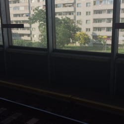 U2 Stadion - Bahnsteig mit ausblick