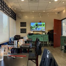 The Foodie School - Dining area