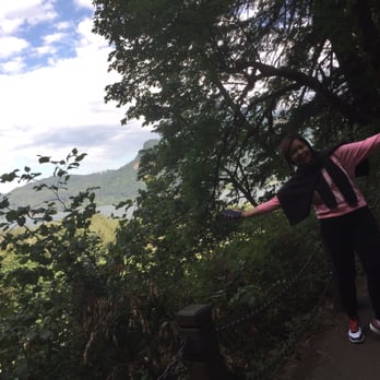 Multnomah Falls - Hiking Near Me - Bridal Veil, Oregon Multnomah Falls - Hiking Near Me - Bridal Veil, Oregon