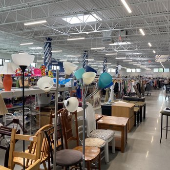 Goodwill - Orlando - Inside of the store - Thrift Stores Near Me - Orlando, Florida