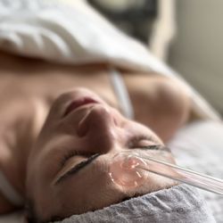 Milvani Holistic Spa - High-frequency treatment to help calm inflammation and support clearer-looking skin. Customized based on your skin's needs.