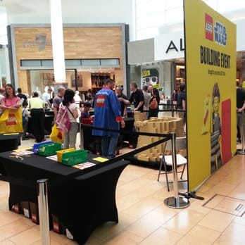 Lego Store - The grand opening of Lego Yorkdale! - Department Stores Near Me - Toronto, Ontario