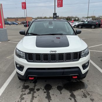 Budget - Sweet rental. Jeep - Car Rental Near Me - Detroit, Michigan
