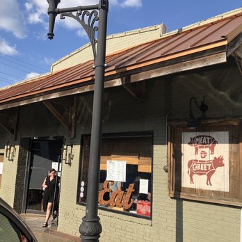 Meat 'n Greet - Front entry - Burgers Near Me - Newnan, Georgia