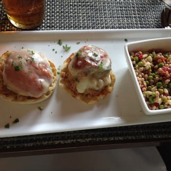 Cedric's Tavern - Yummy tuna melt!!! - Pubs Near Me - Asheville, North Carolina