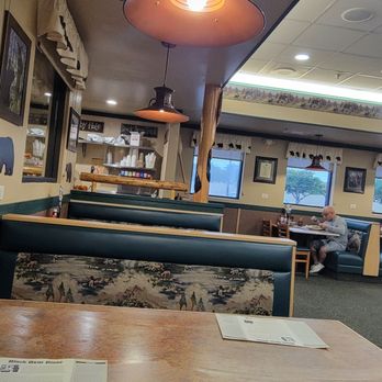 Black Bear Diner New Braunfels - Inside half the restaurant. It's huge! - Diners Near Me - New Braunfels, Texas