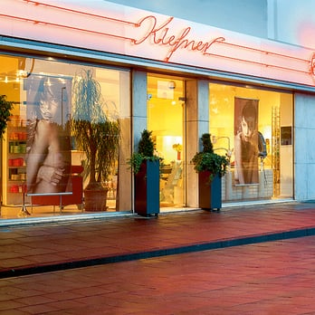 Coiffeur Kiefner - Hair Salons Near Me - Cologne, NW