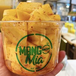 Mango Biche Mia - Mango bowl: tajin and lime