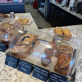Artisana Bread - Bakeries Near Me - Houston, Texas Artisana Bread - Bakeries Near Me - Houston, Texas