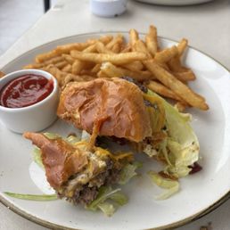 Smash burger & fries Smash burger & fries