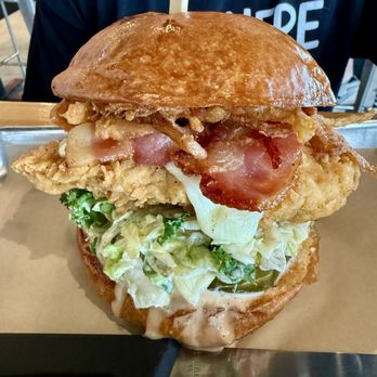 Hopdoddy Burger Bar - Crispy Chicken Bacon Ranch - Burgers Near Me - Jacksonville, Florida Hopdoddy Burger Bar - Crispy Chicken Bacon Ranch - Burgers Near Me - Jacksonville, Florida
