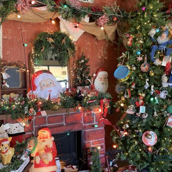 Granny's Attic Antique Mall - Festive decor as you enter. - Antiques Near Me - Temecula, California
