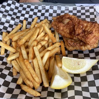 Pilot Light - Fish & Chips - Breakfast & Brunch Near Me - Half Moon Bay, California