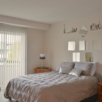 Hidden Oaks Estates - Apartments Near Me - Pleasant Prairie, Wisconsin